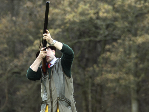I can't hit birds out in front when game shooting!