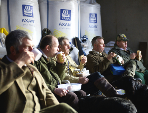 Our driven shooting syndicate wants to shoot through!